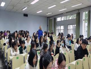助力应用型大学建设